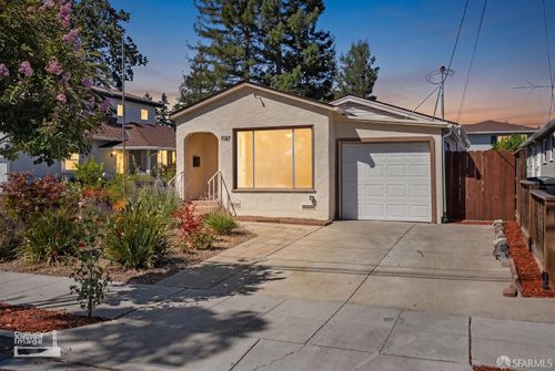 1147 King St, Redwood City, CA, 94061-2260 | Card Image