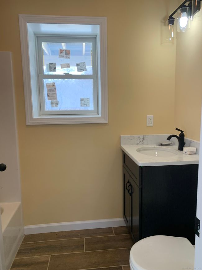 Lower Level Full Bath | Image 21