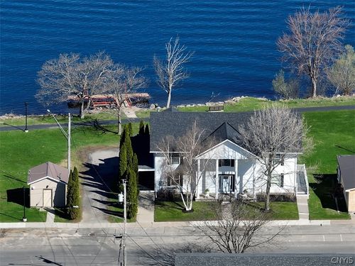 131 St Lawrence Ave, Waddington, NY, 13694-7718 | Card Image