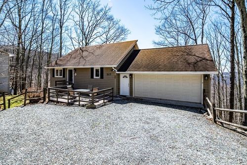 517 Pine Ridge Road, Beech Mountain, NC, 28604 | Card Image