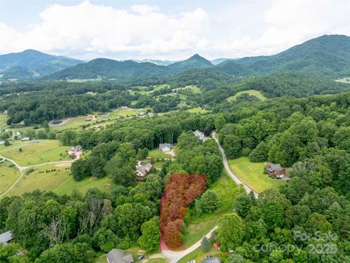 40 Sedgefield Pl, Clyde, NC, 28721 | Card Image