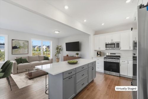 115 Kadence Cir, Williston, VT, 05495-5401 | Card Image