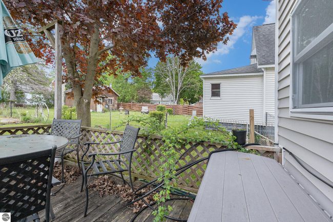 832 Wallace St, House other with 3 bedrooms, 1 bathrooms and null parking in Cadillac MI | Image 22