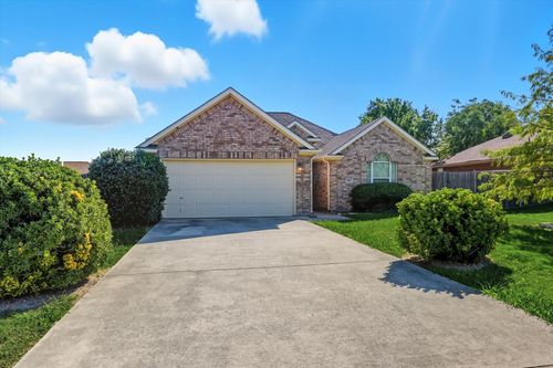 516 Oak Lk, Lake Dallas, TX, 75065-2337 | Card Image
