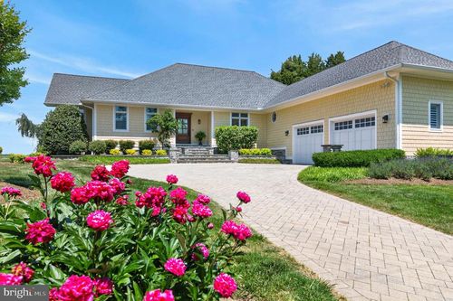 3650 Bay Dr, EDGEWATER, MD, 21037-4143 | Card Image
