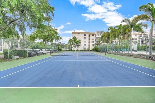 215-6195 Rock Island Rd, Tamarac, FL, 33319-2555 | Card Image