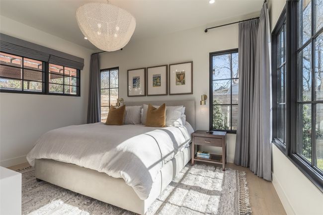 1702 Bauerle Ave, House other with 4 bedrooms, 3 bathrooms and 2 parking in Austin TX | Image 18