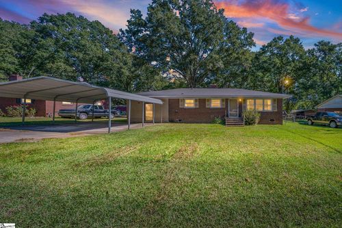 415 Hardin Dr, Gaffney, SC, 29340-4325 | Card Image