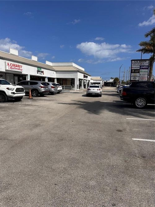 165-165 E Oakland Park Blvd, Oakland Park, FL, 33334-1153 | Card Image