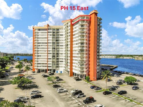 ph15e-1351 Ne Miami Gardens Dr, North Miami Beach, FL, 33179-4719 | Card Image