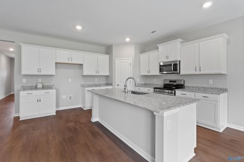 148 Aurora Cir, Fayetteville, TN, 37334-2452 | Card Image