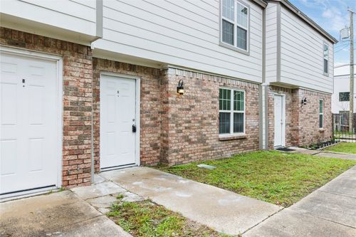 b-4620 San Jacinto St, Dallas, TX, 75204-4936 | Card Image