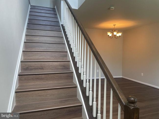 107 Berwick Ln, Townhouse with 3 bedrooms, 3 bathrooms and null parking in STEPHENS CITY VA | Image 4