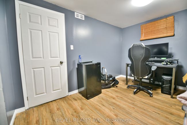 222 Laurentian Cres, House other with 5 bedrooms, 2 bathrooms and 3 parking in Timmins ON | Image 35