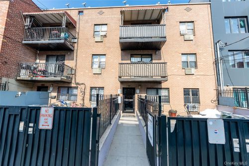 5609 Van Cleef St, Corona, NY, 11368-4295 | Card Image