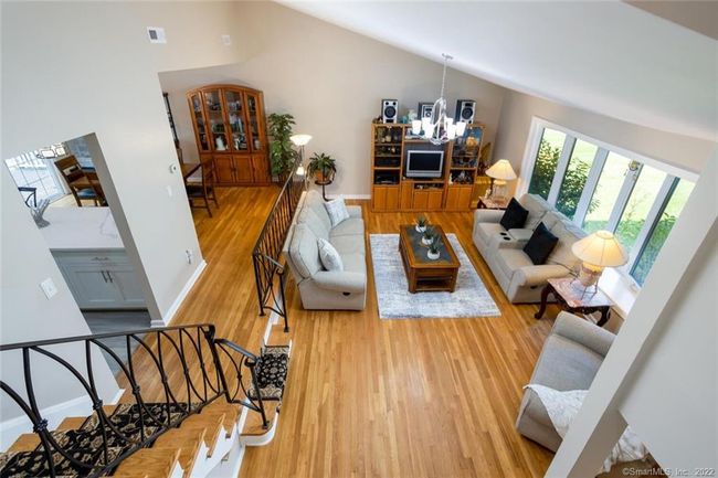 7 Red Oak Ln, House other with 4 bedrooms, 3 bathrooms and null parking in Norwalk CT | Image 18