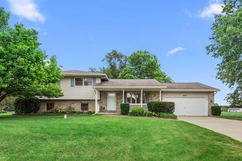 305 Elkwood Ct, Valparaiso, IN, 46383-8310 | Card Image