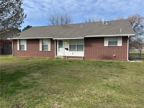 2310 S Hickory St, Sapulpa, OK, 74066-7068 | Card Image