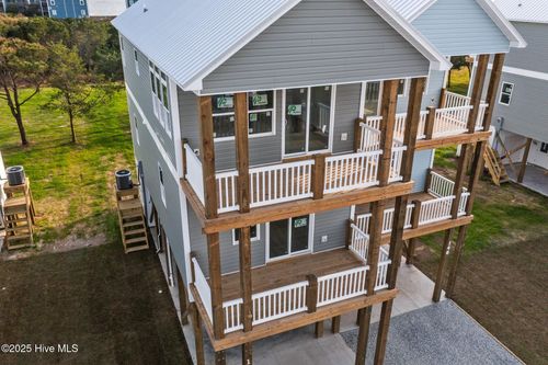 148 Sea Gull Ln, N Topsail Beach, NC, 28460-8288 | Card Image