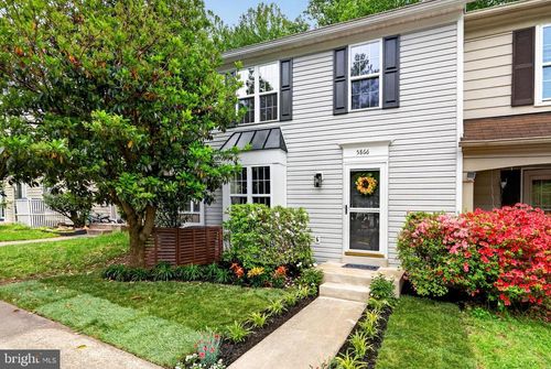 5866 Wood Flower Ct, BURKE, VA, 22015-2713 | Card Image