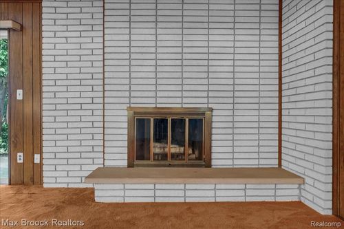 35656 Saxony Dr, Sterling Heights, MI, 48310-5187 | Card Image