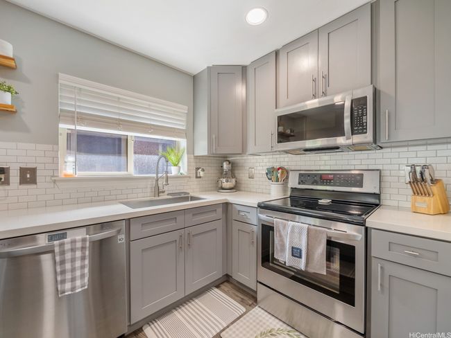 APT-404 - 92-1117 Panana St, Condo with 2 bedrooms, 2 bathrooms and 2 parking in Kapolei HI | Image 9