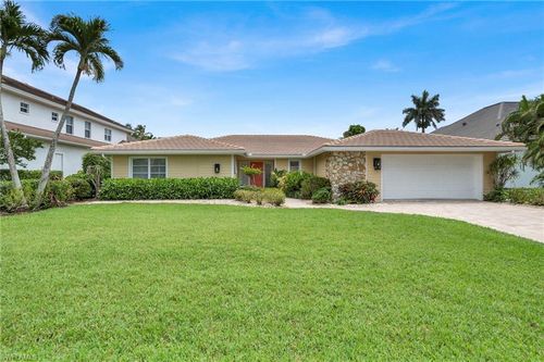 656 Binnacle Dr, Naples, FL, 34103-2724 | Card Image