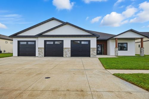 109 Annies Way, Mapleton, ND, 58059-4061 | Card Image