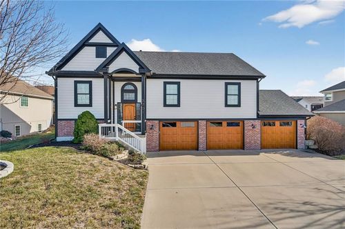 3701 N 153rd St, Basehor, KS, 66007-9258 | Card Image