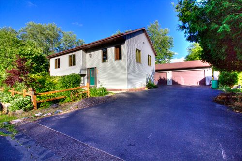 1387 W Post Rd, Genoa City, WI, 53128-1345 | Card Image