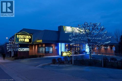 649 Main St W, Hamilton, ON, L8S1A2 | Card Image