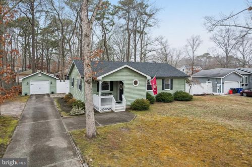 33 Stagecoach Rd, Cape May Court House, NJ, 08210-2002 | Card Image