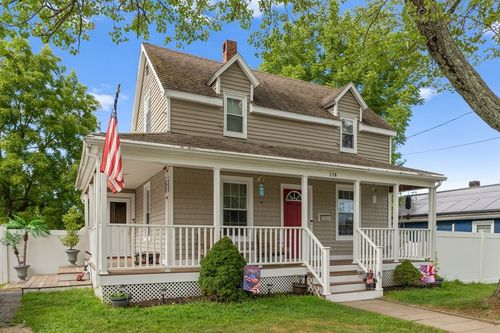 114 Cogswell St, Haverhill, MA, 01832-2571 | Card Image