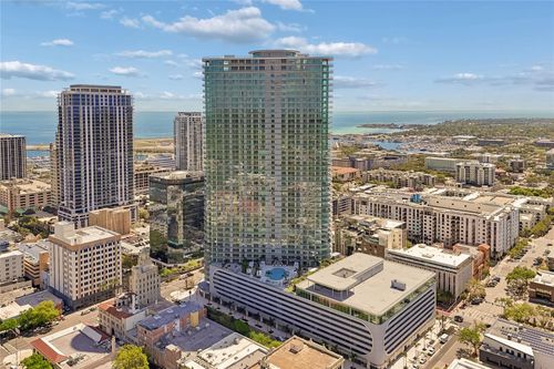 unit-2102-400 Central Ave, ST PETERSBURG, FL, 33701-4097 | Card Image