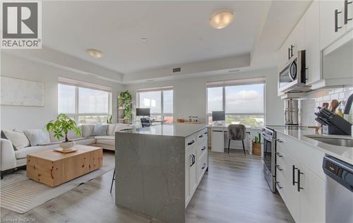 615-247 Northfield Dr E, Waterloo, ON, N2K0H1 | Card Image