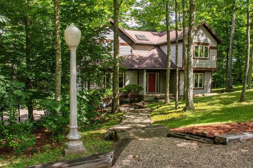 10880 Peach Ridge Rd, Athens, OH, 45701 | Card Image