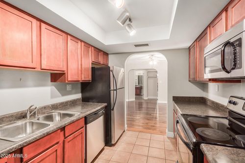 219-3825 E Camelback Rd, Phoenix, AZ, 85018-2643 | Card Image
