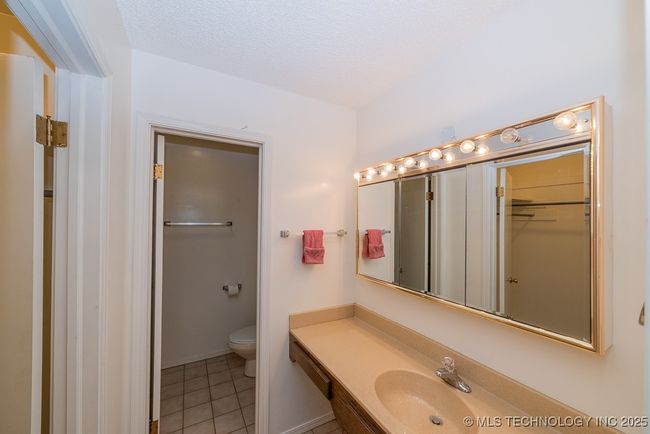 9511 S 190 Th East Ave, House other with 3 bedrooms, 2 bathrooms and null parking in Broken Arrow OK | Image 17