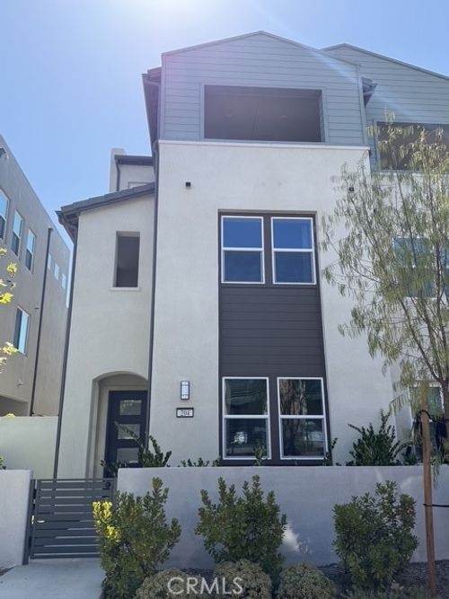 204 Baluster, Irvine, CA, 92618-1480 | Card Image