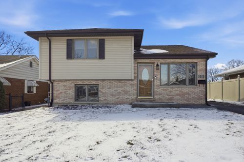 5905 Superior St, Berkeley, IL, 60163-1039 | Card Image