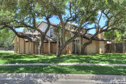 4411 Western Pine Woods, San Antonio, TX, 78249-1422 | Card Image