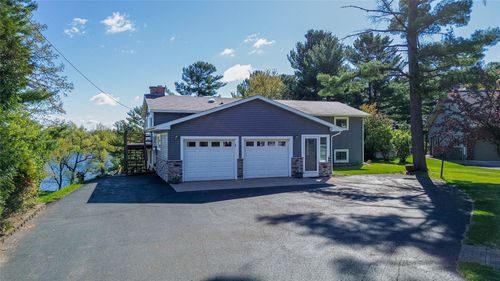 19526 74th Ave, Chippewa Falls, WI, 54729-8278 | Card Image
