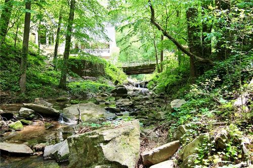 6380 River Chase Cir, Sandy Springs, GA, 30328-3549 | Card Image