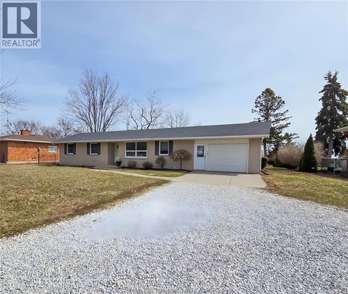 8882 Talbot Trail, Blenheim, ON, N0P1A0 | Card Image