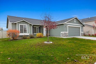 2312 N Doe Avenue, House other with 4 bedrooms, 2 bathrooms and 2 parking in Kuna ID | Image 2