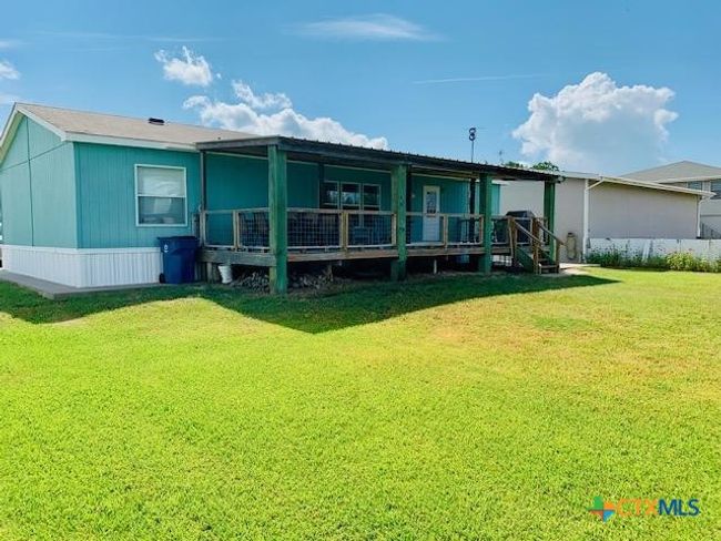 77 Blue St, House other with 3 bedrooms, 2 bathrooms and null parking in Port O Connor TX | Image 7