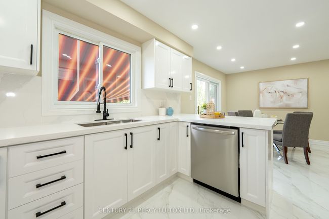 60 Cluett Dr, House other with 4 bedrooms, 3 bathrooms and 2 parking in Ajax ON | Image 15