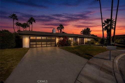 951 N Camino Condor, Palm Springs, CA, 92262-5926 | Card Image