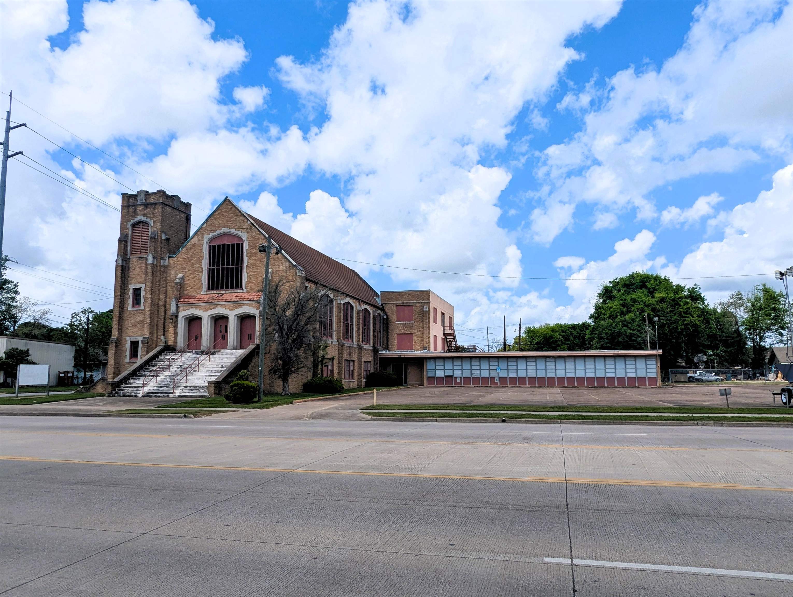 1180 Washington Blvd, Beaumont, TX 77705