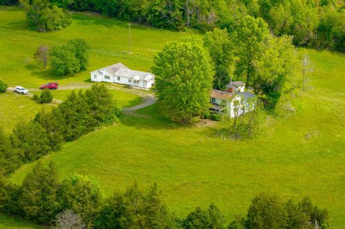 5328 White House Rd, Moneta, VA, 24121-3532 | Card Image